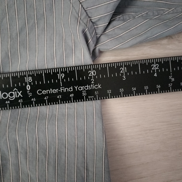 Uniqlo U Long Sleeve Shirt Grey Medium - Picture 3 of 5